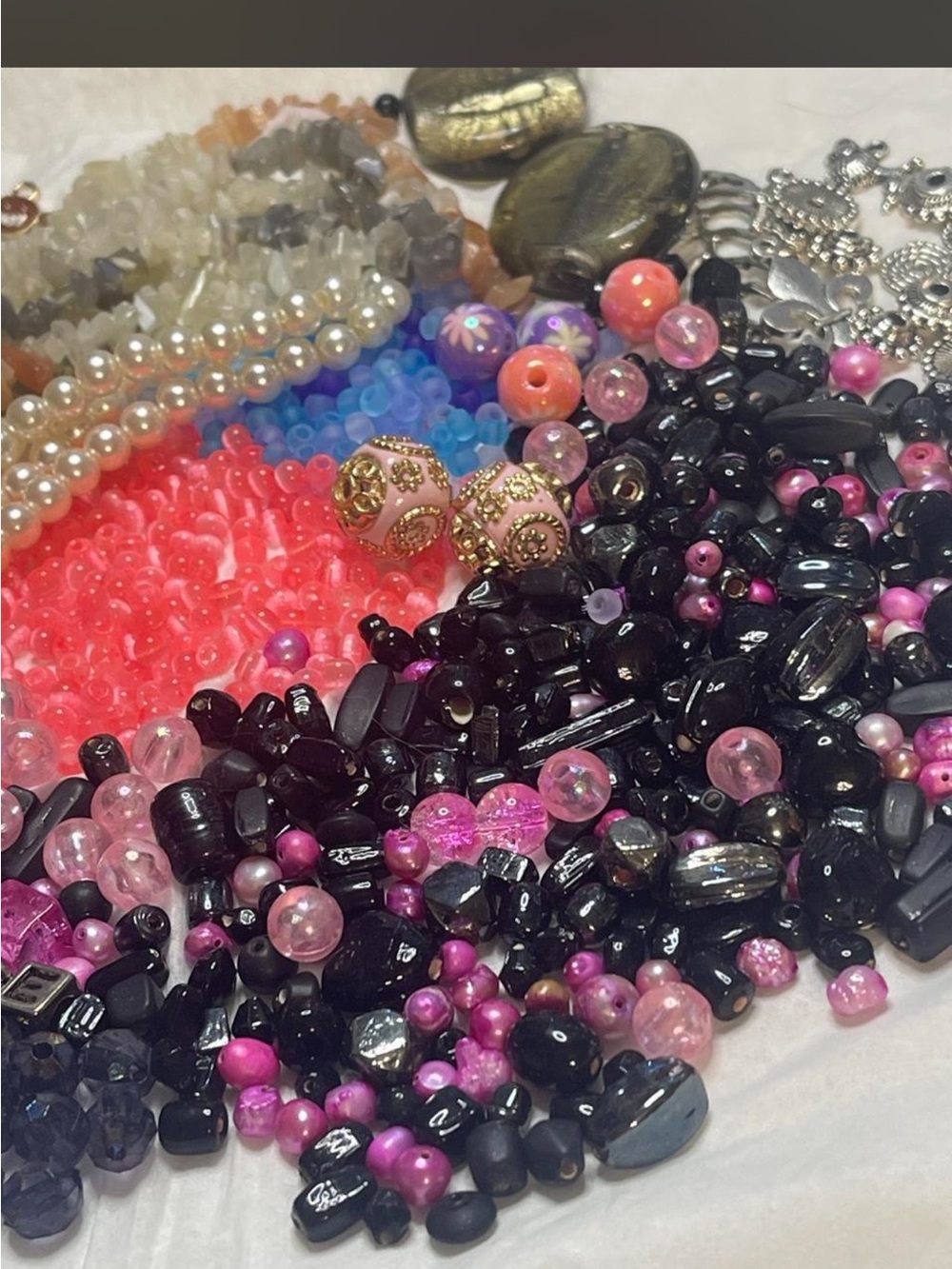 Mixed Beads & Findings Lot - Pink, Black, Pearl, Coral, Blue - Picture 3 of 5